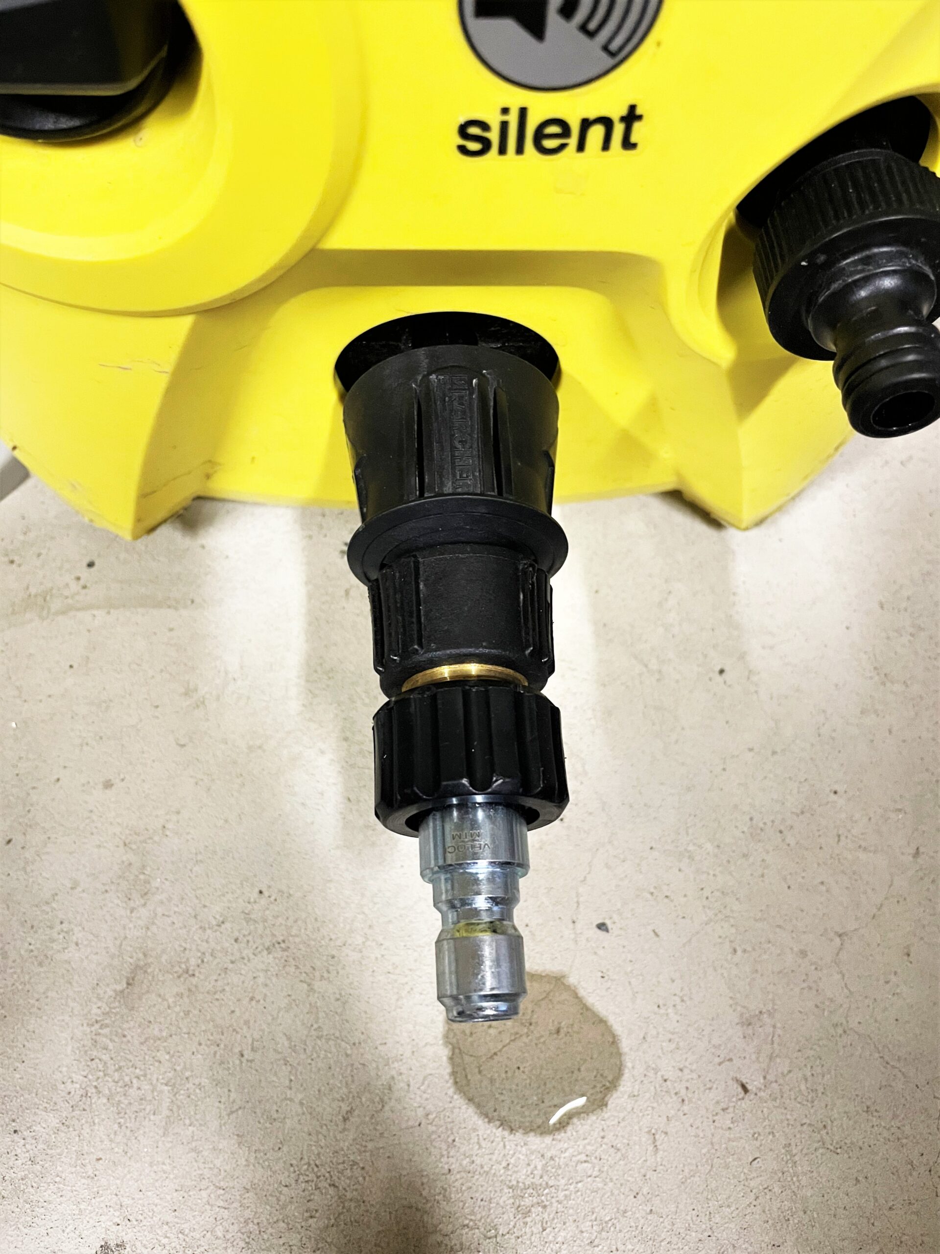 ケルヒャー Kärcher K3の吐出口を3/8インチQCに変換した状態