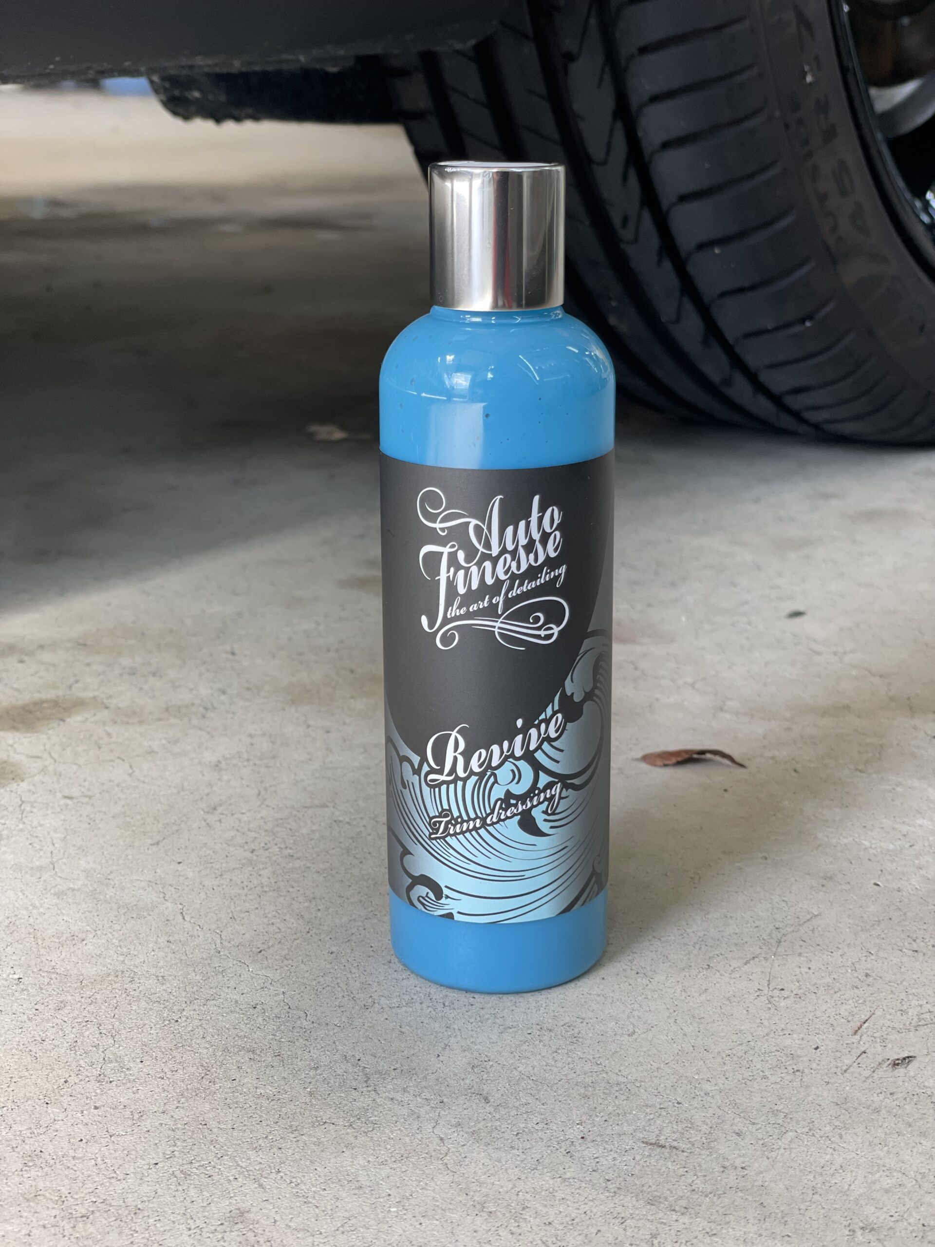 Auto Finesse Reviveの旧パッケージボトル
