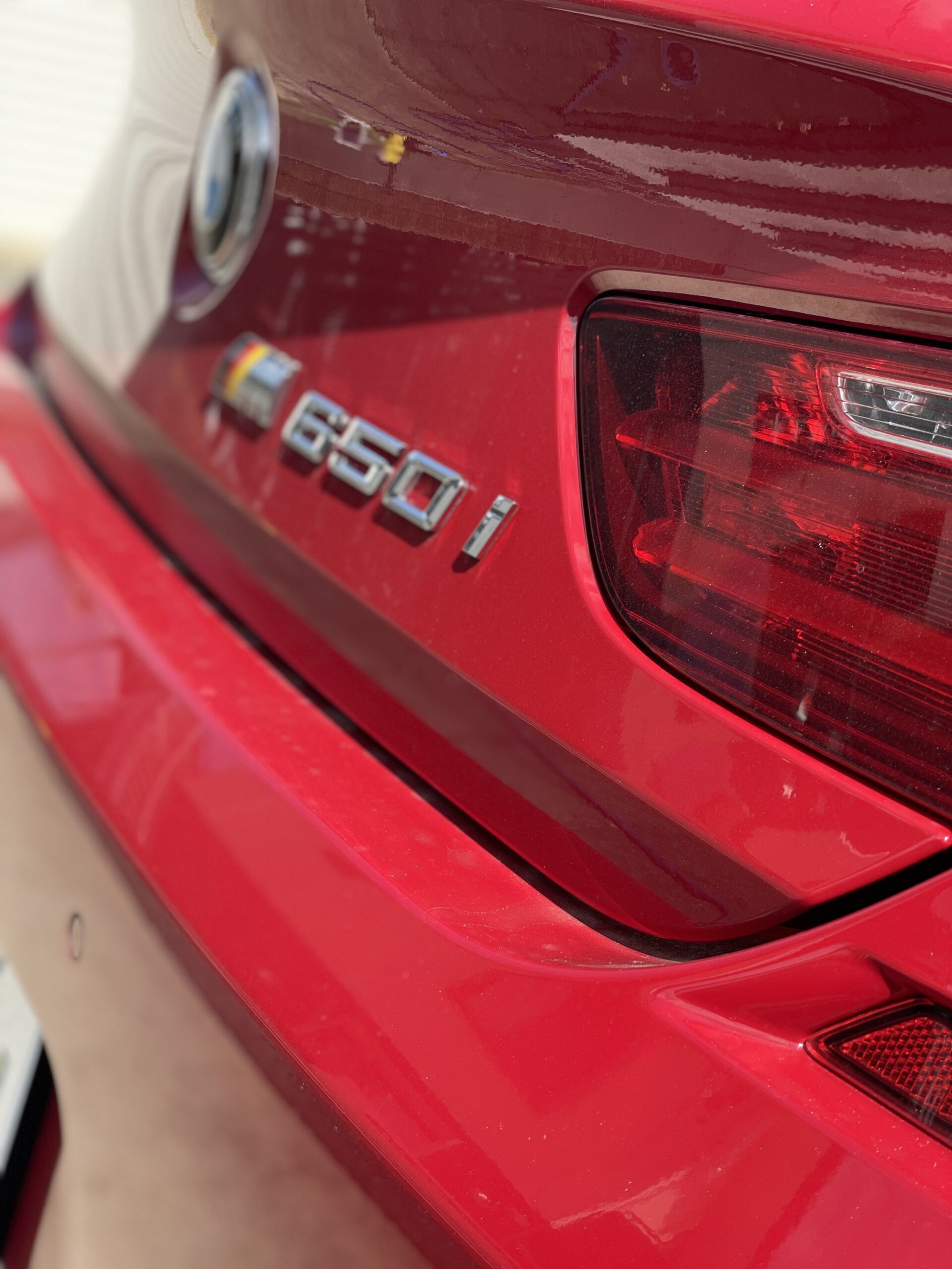 洗車前のBMW F13 650iのサイドパネル