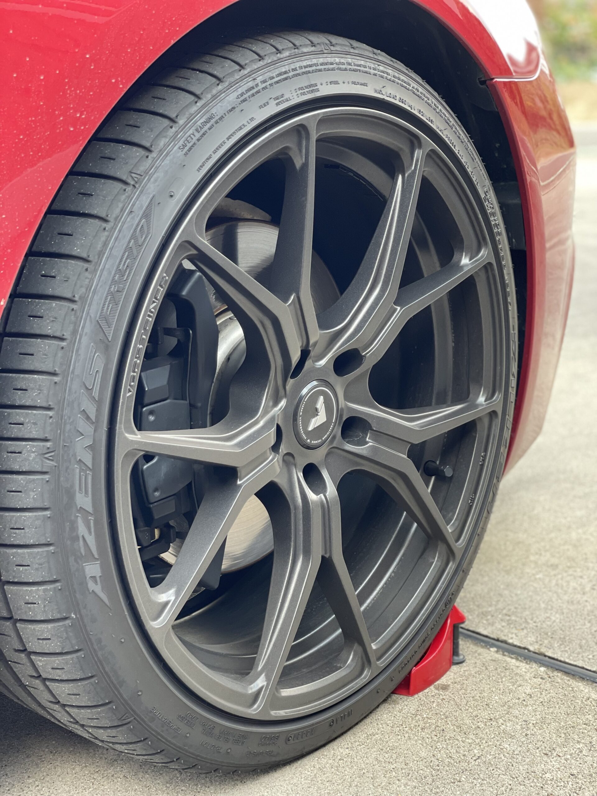 洗車前のBMW F13 650iのボディサイド