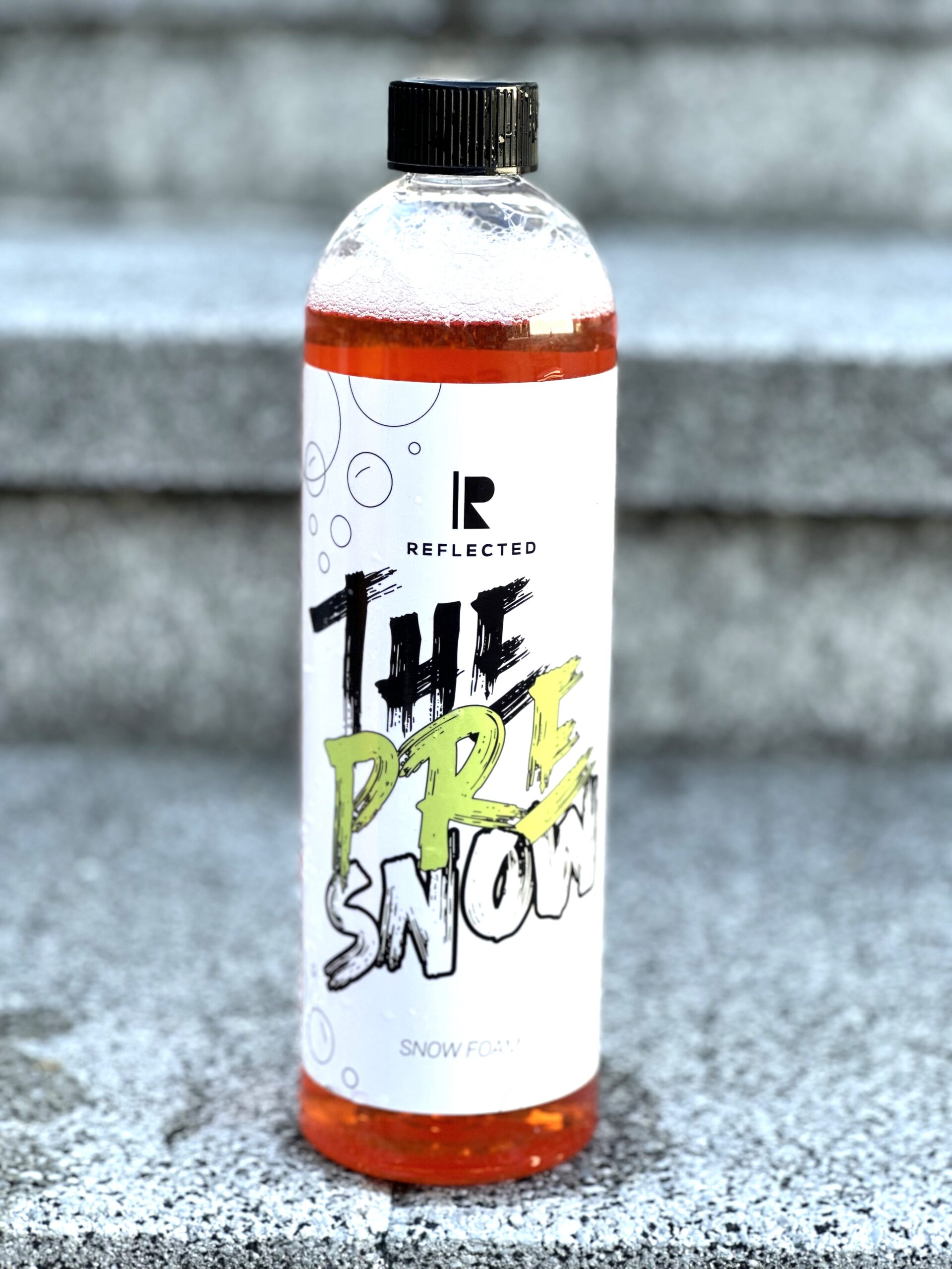 リフレクテッド REFLECTED The PRE Snow 1000ml のボトル