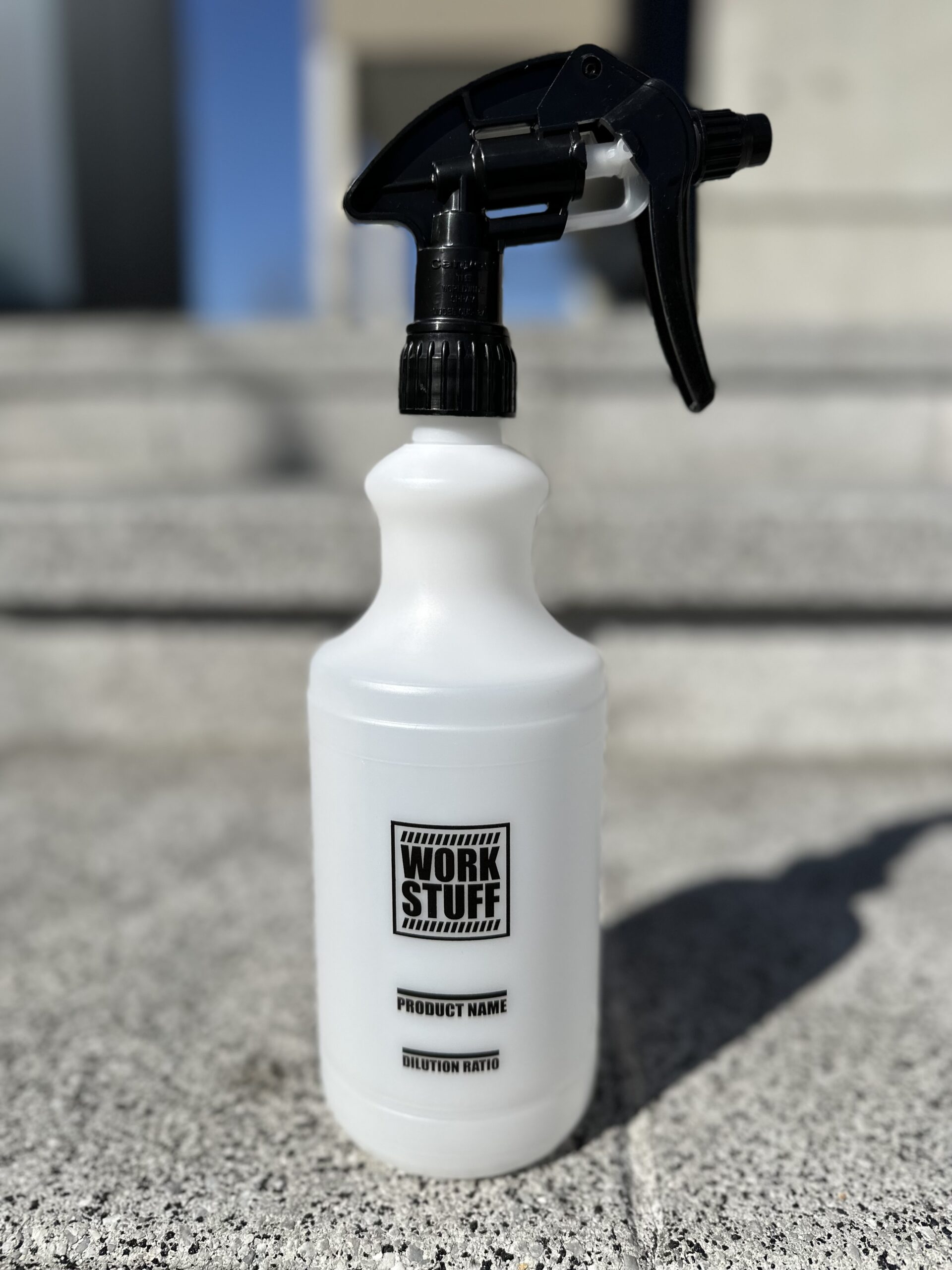ワークスタッフ WORK STUFF WORK BOTTLE 750ML に希釈液を充填した状態
