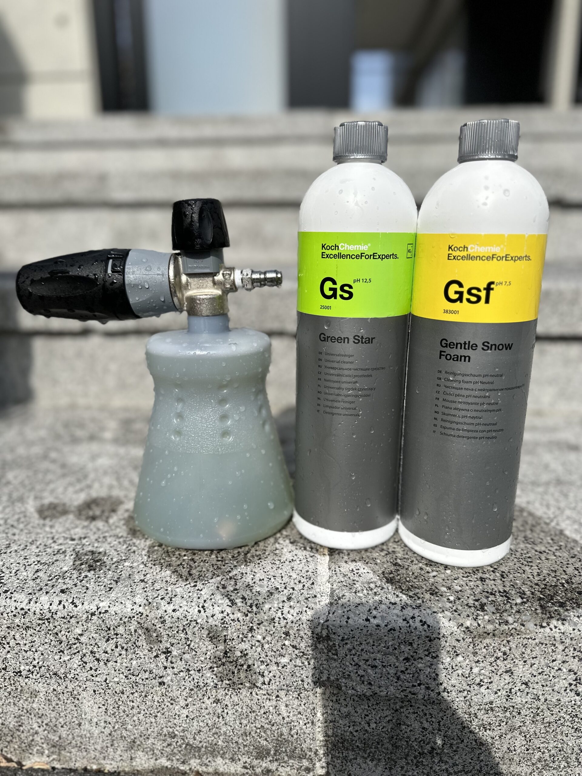 Koch Chemie Gentle Snow Foam GsfとGreen Star Gsのボトル