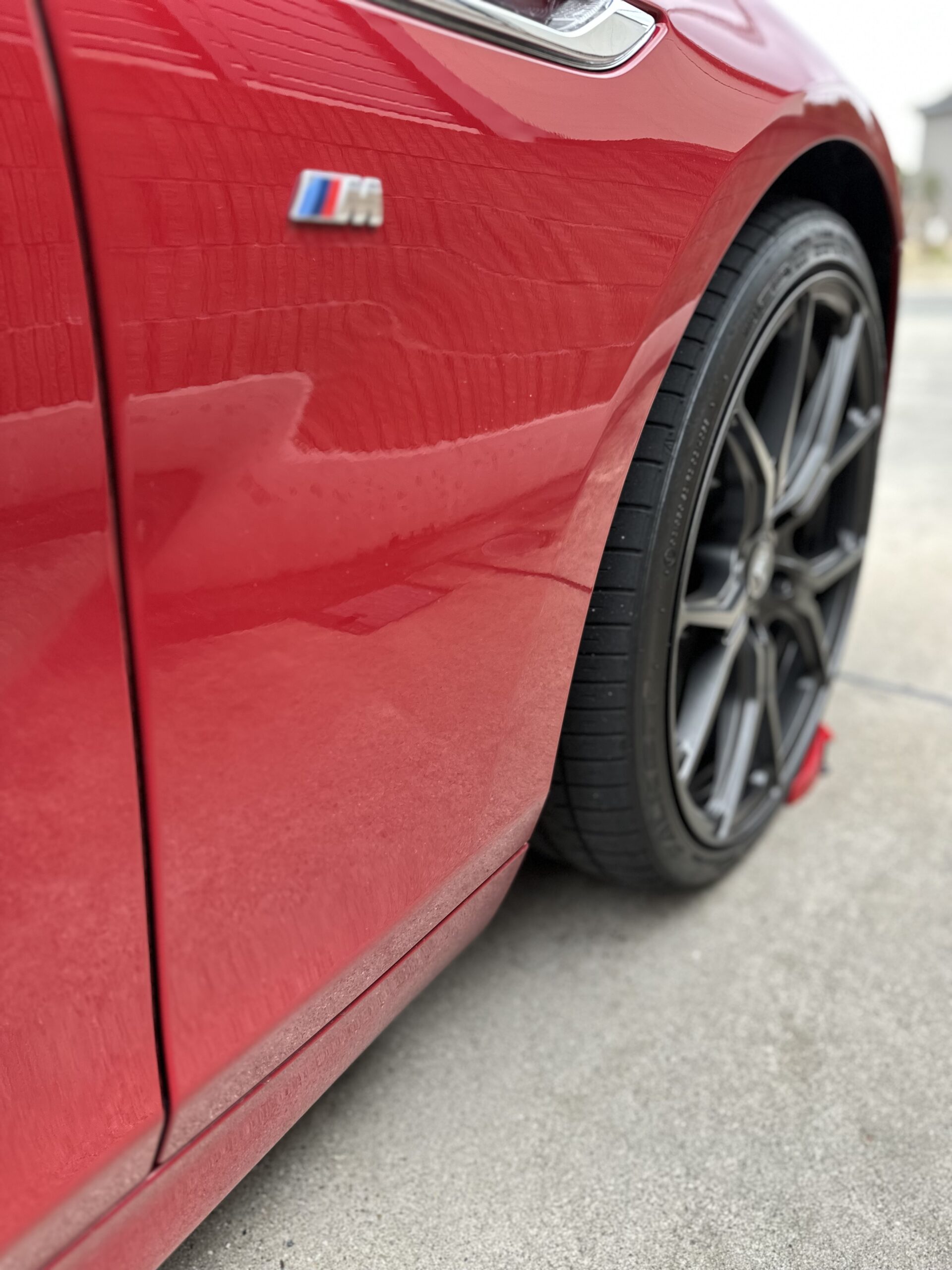 ブレーキダストが付着したBMW F13 650iのホイール
