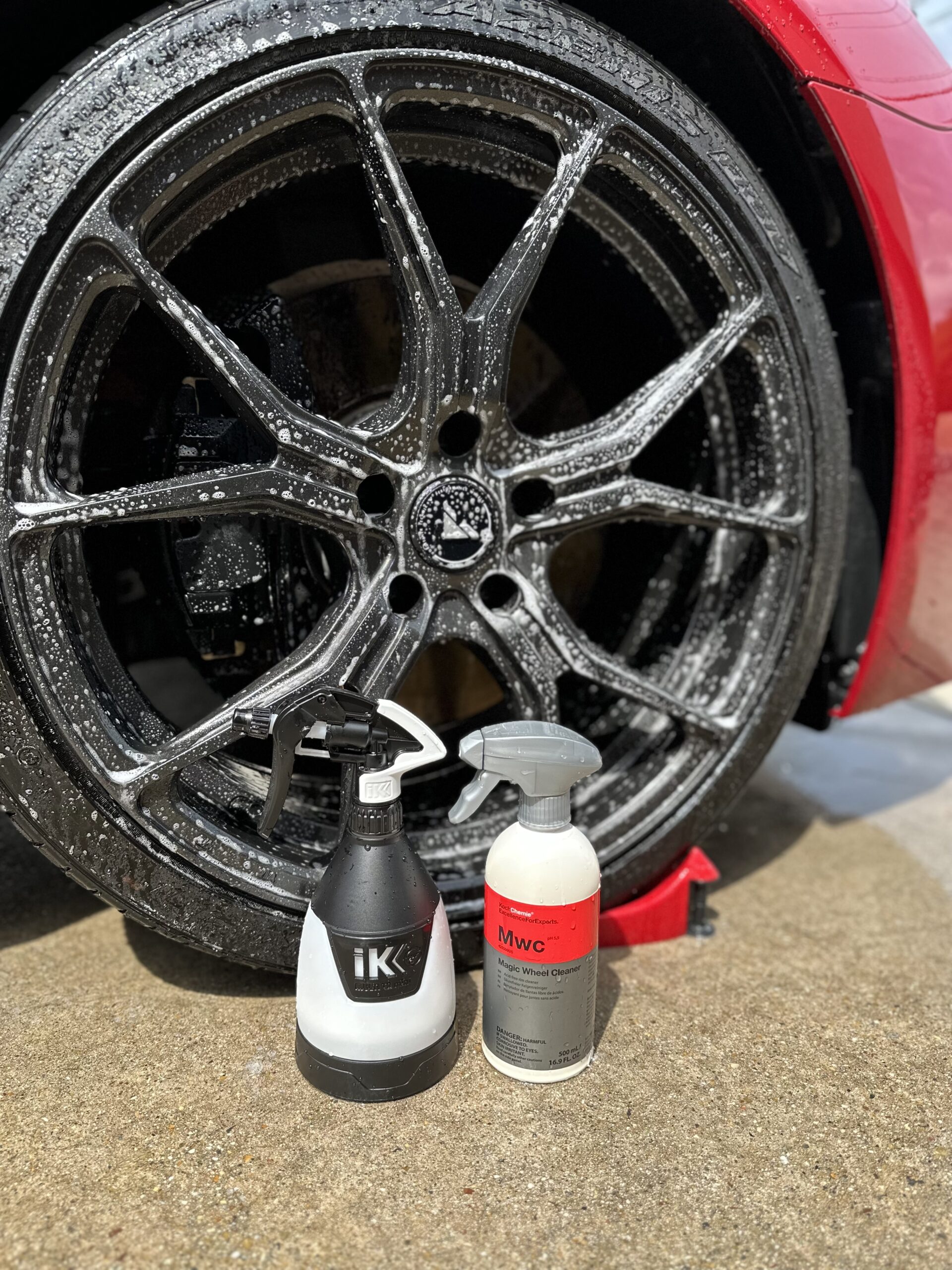 コッホケミー Koch Chemie Magic Wheel Cleaner を IK のスプレーボトルに入れて使用