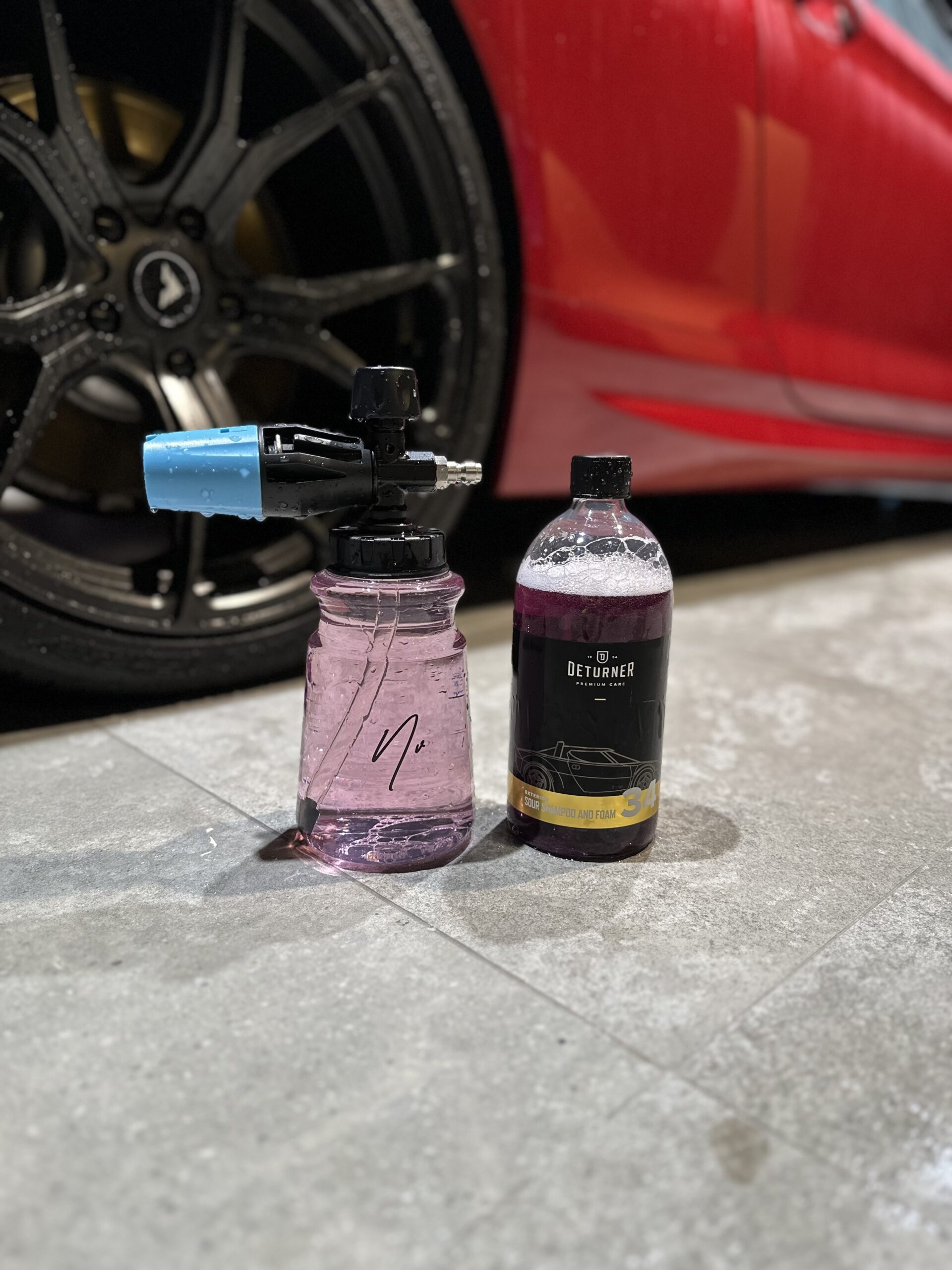 DETURNER SOUR SHAMPOO AND FOAMのボトル