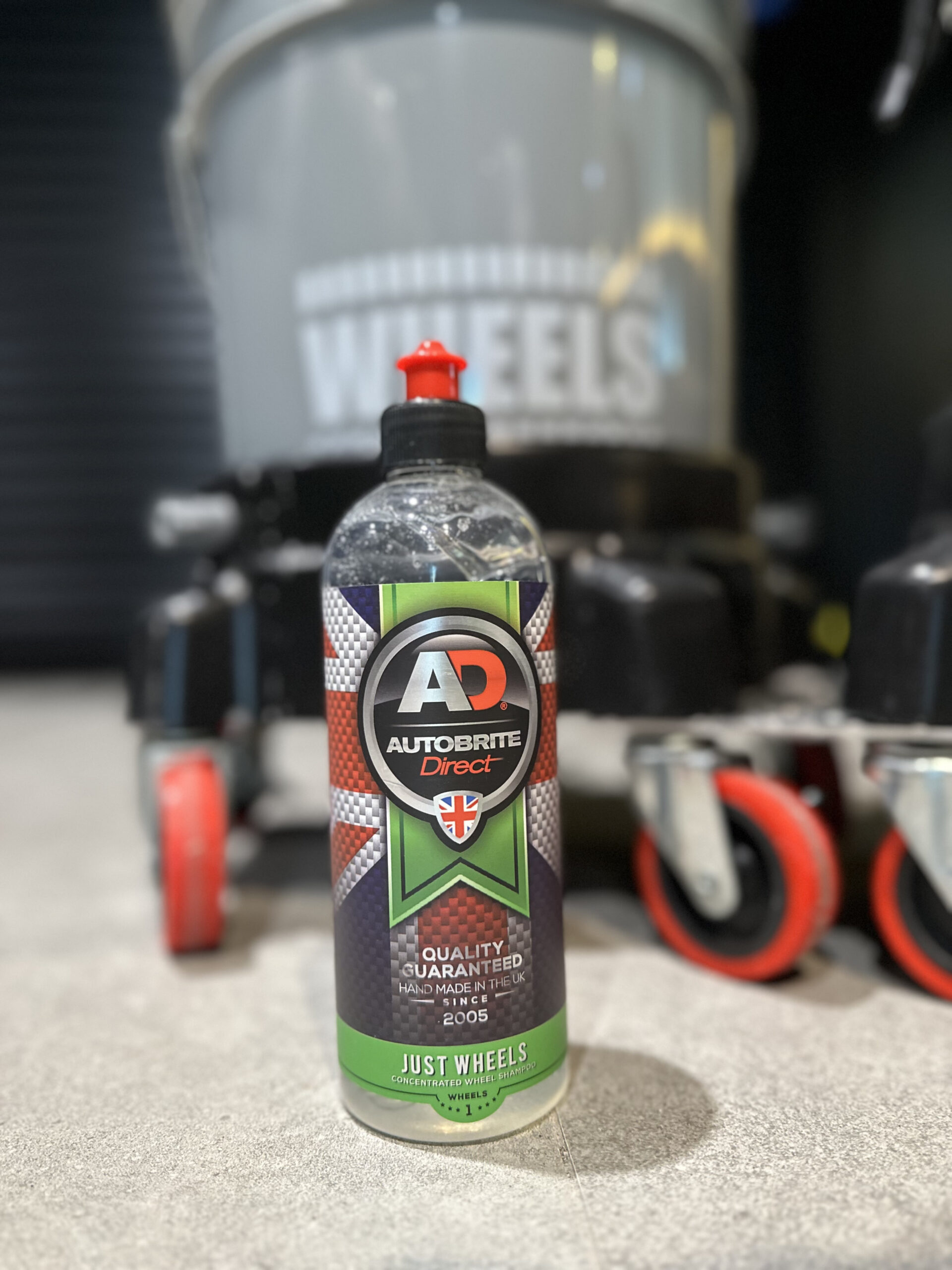 オートブライトダイレクト Autobrite Direct JUST WHEELS ホイールシャンプーのボトル