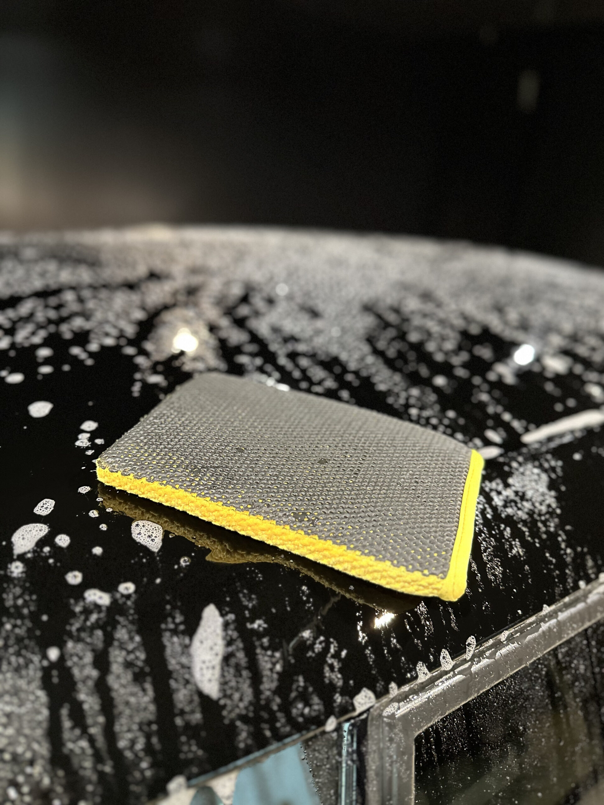 ワークスタッフ WORK STUFF CLAY MITT でボディをデコンタミネーション