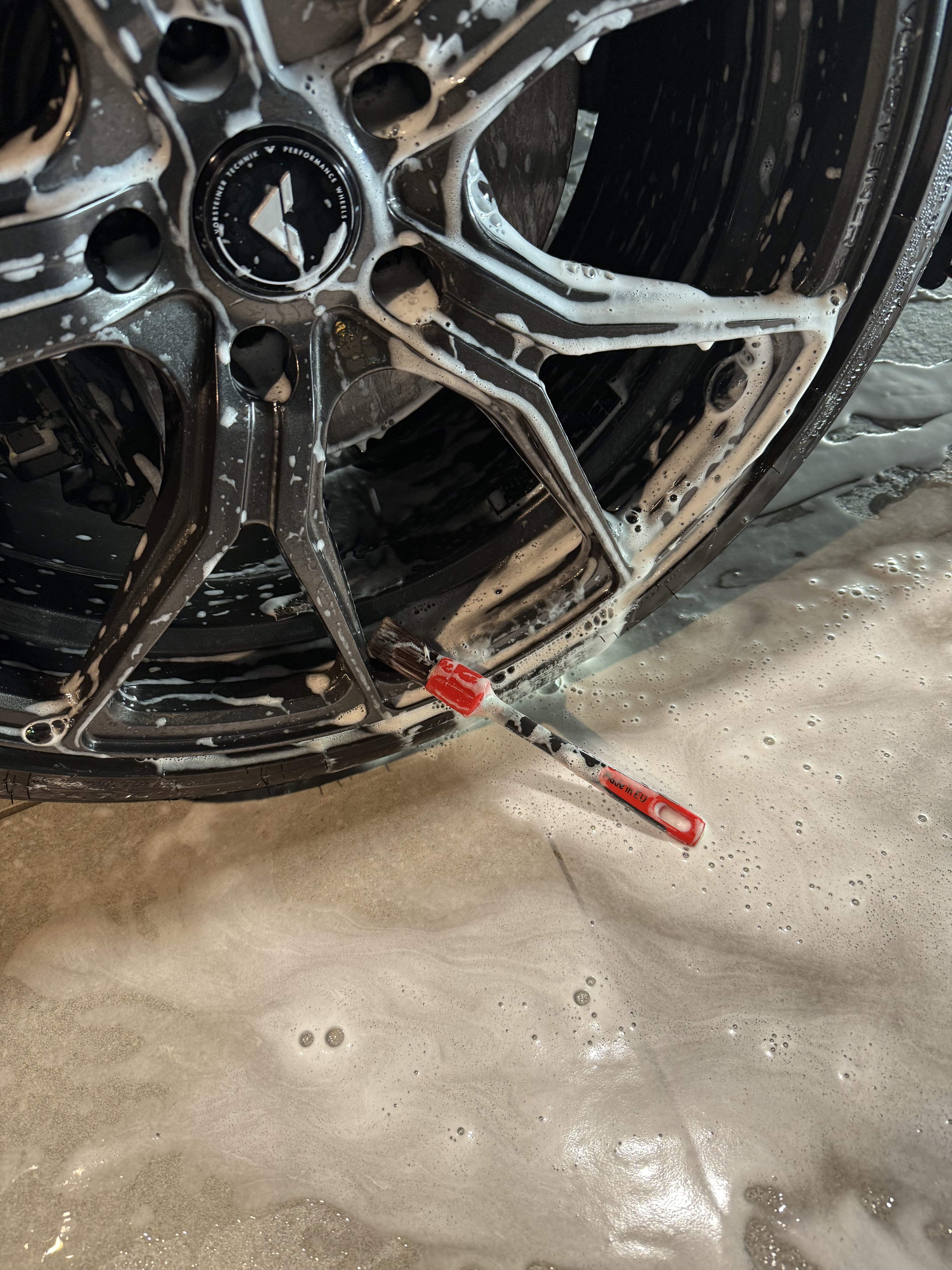 MA-FRA Detailing Brush Red 24mm ホイールブラシ洗浄